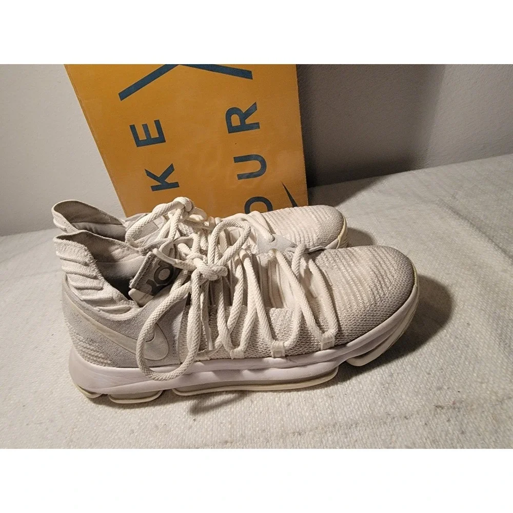 Nike KD 10 Numbers‎ Men's Size 9.5 Sneakers White Basketball Shoes